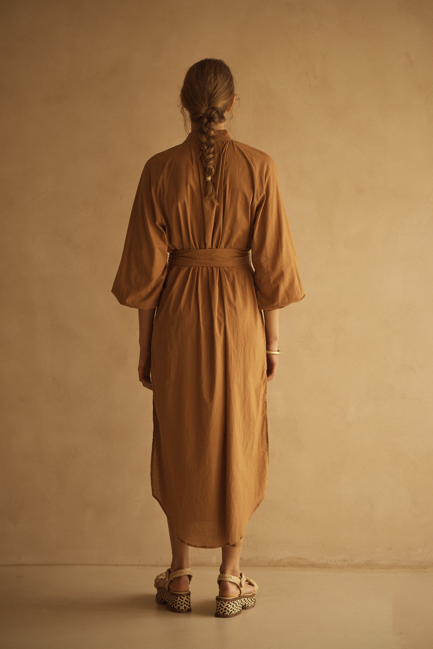 CAMMELLO BILLOW SLEEVE LONG DRESS