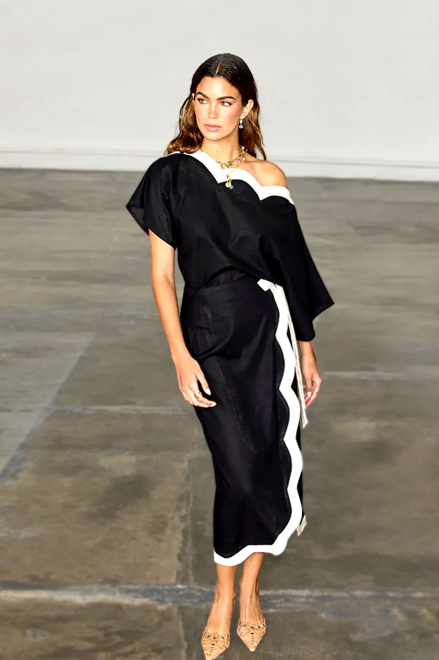 MONO SCALLOP TILLY TOP