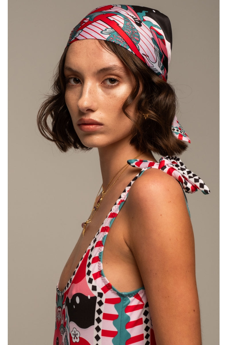 SCARVES SARONGS & TOWELS