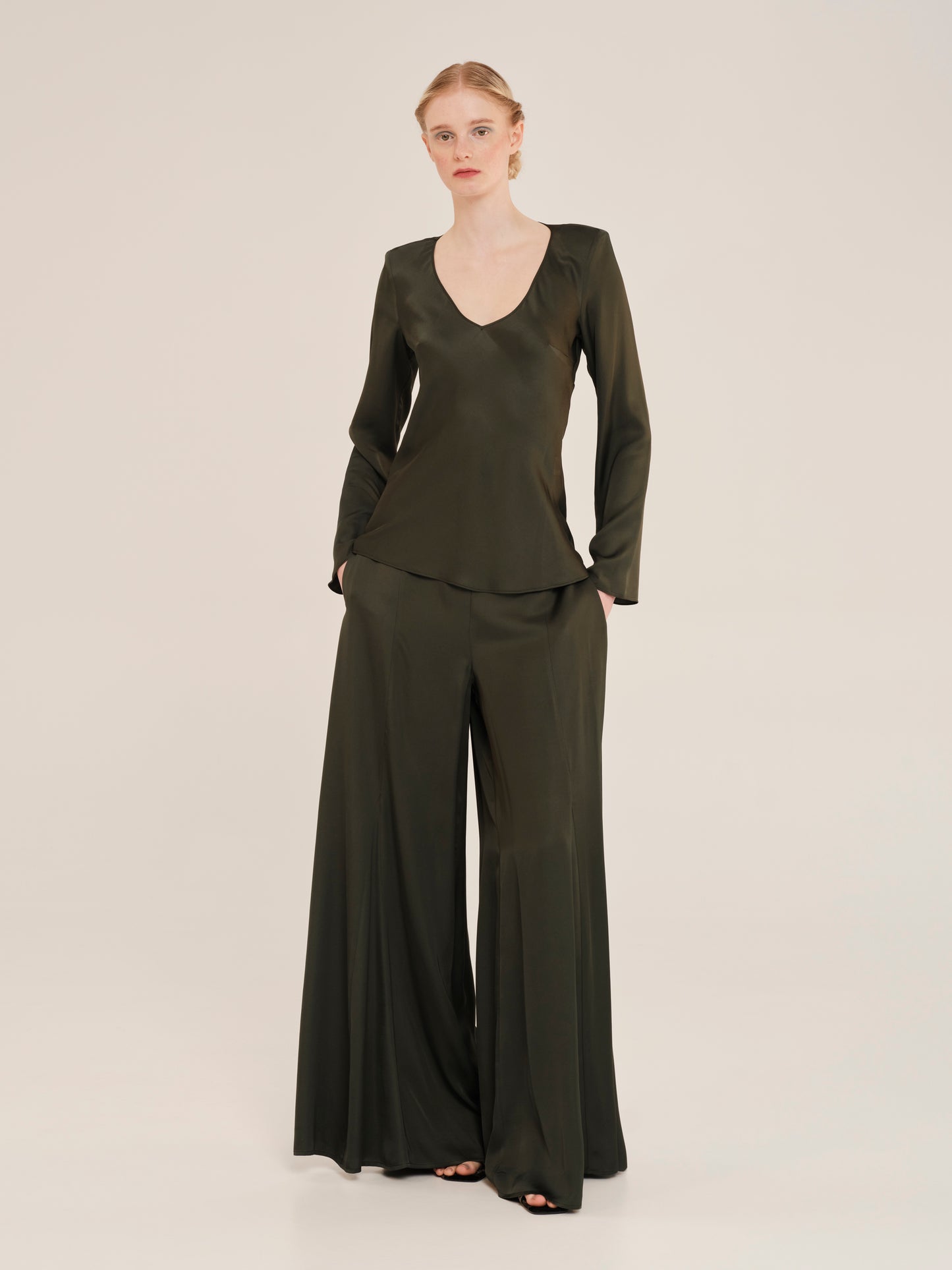 'SLEEKNESS' BLOUSE